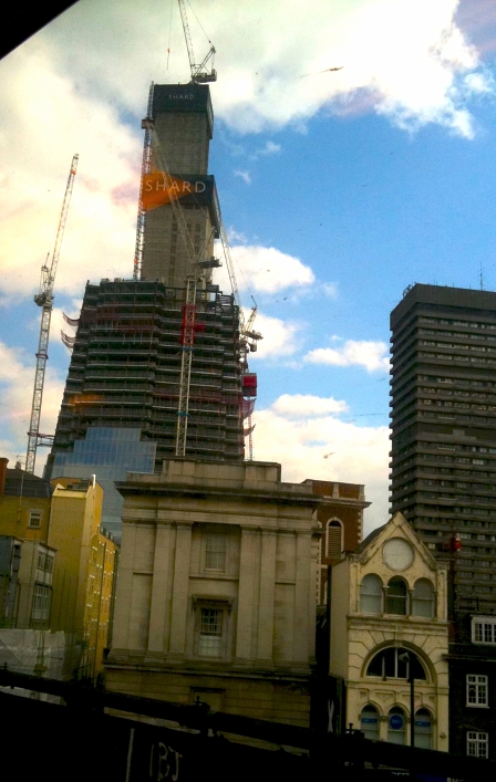 © Robert Rotifer The Shard im Aufbau, chronologisch